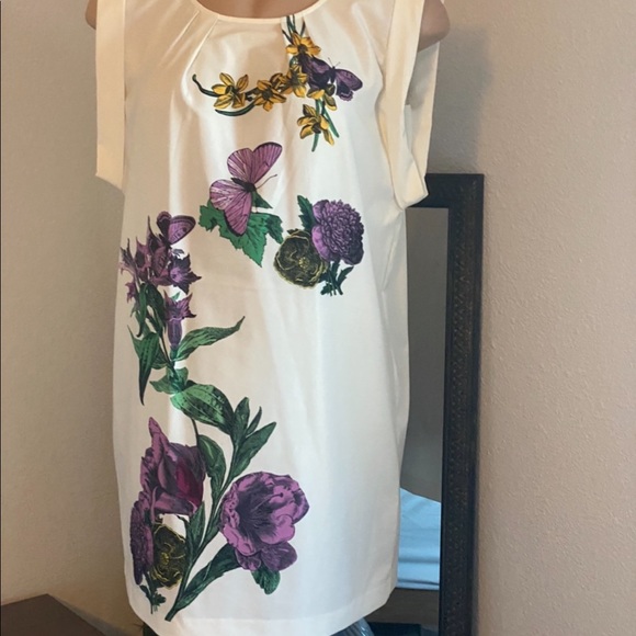 White & Floral/butterfly satin cocktail dress - Picture 6 of 8